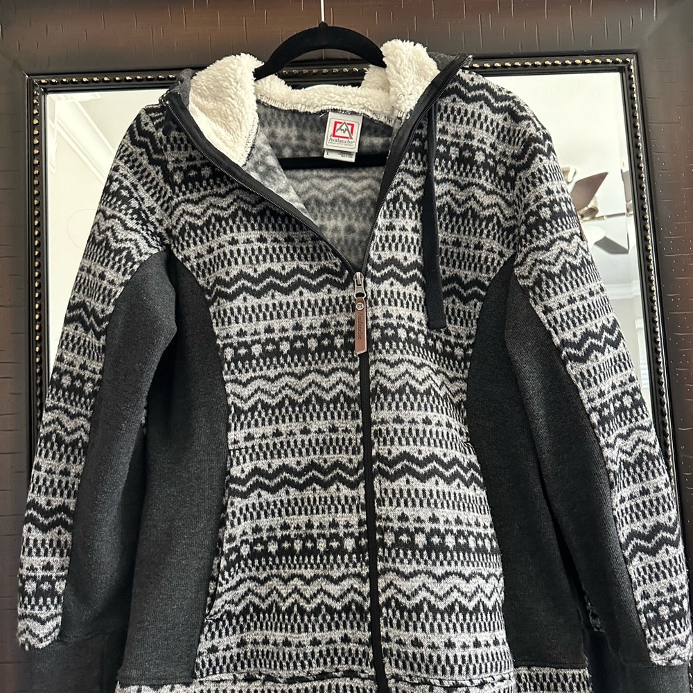Womens Avalanche hoodie
